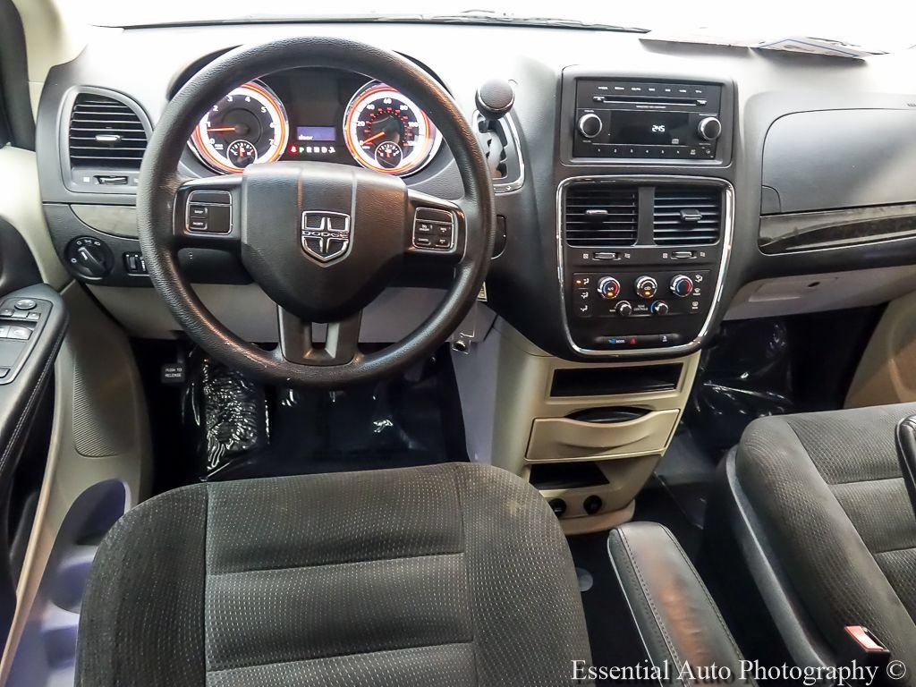 Used 2017 Dodge Grand Caravan SE FWD image 13