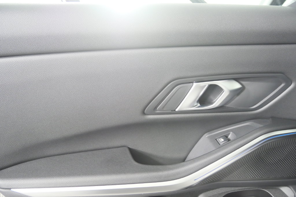 Certified 2026 BMW 330i Sedan RWD image 13