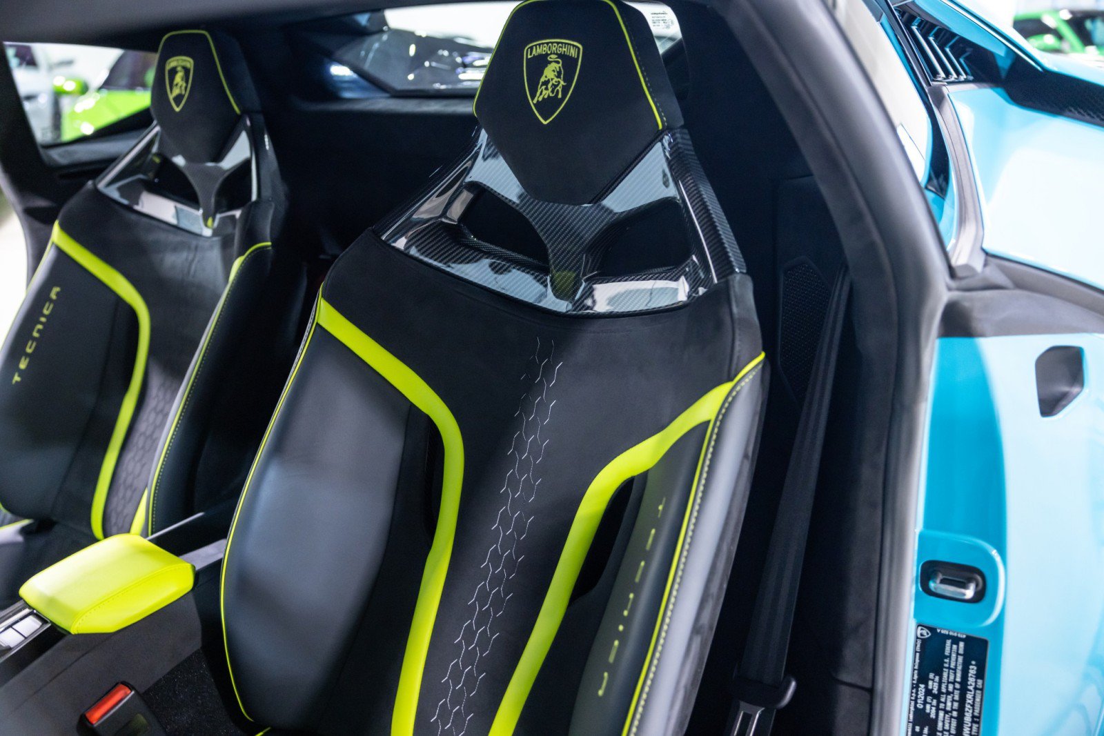 Used 2024 Lamborghini Huracan Tecnica RWD image 40