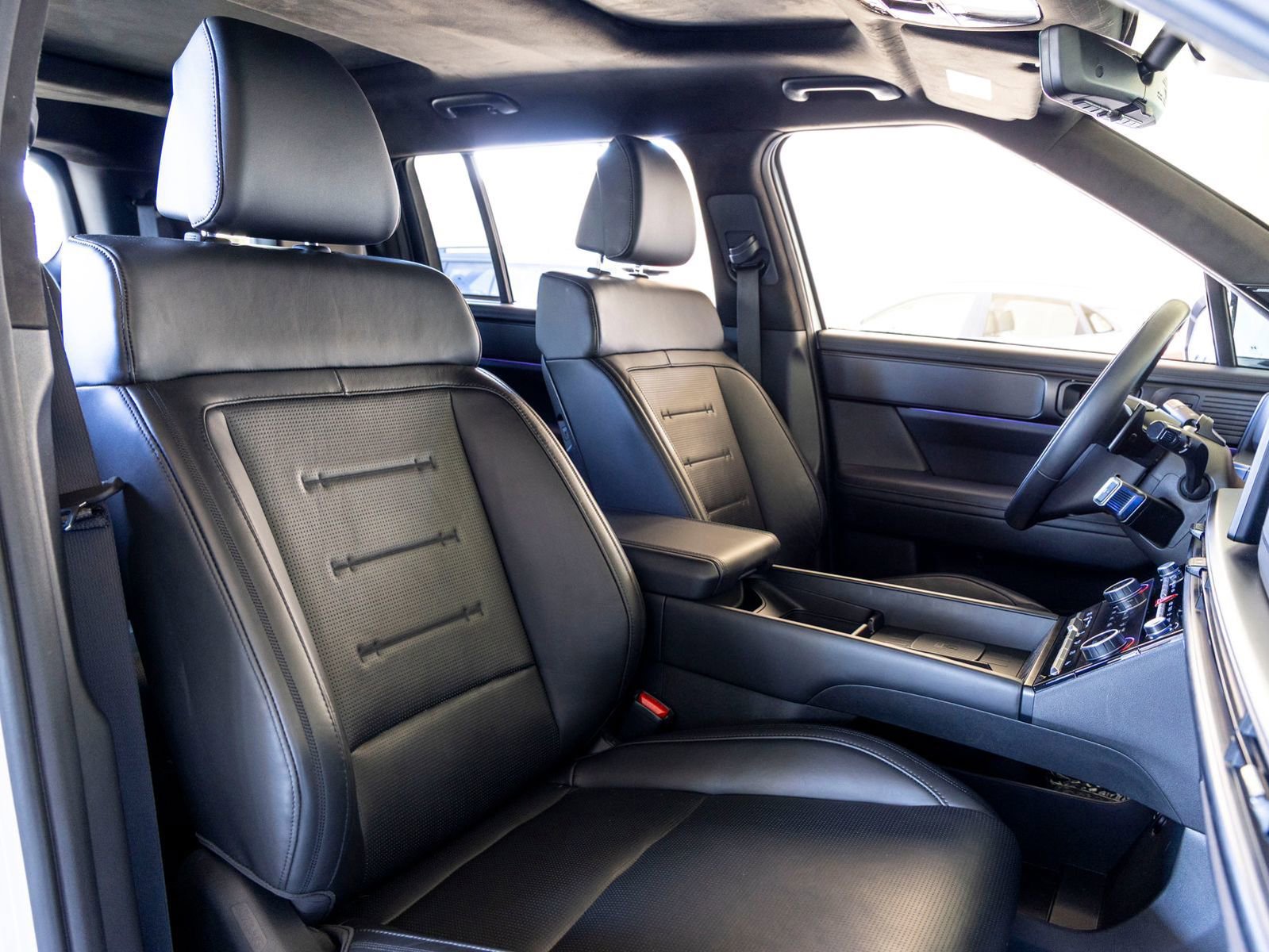 Used 2025 Hyundai Santa Fe Calligraphy image 26