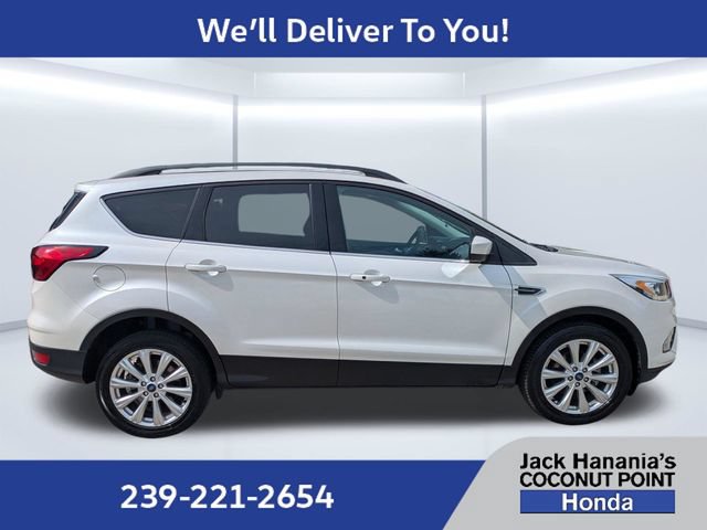 Used 2019 Ford Escape SEL FWD image 3