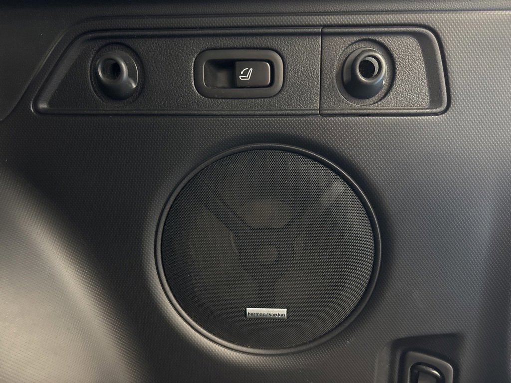 Used 2022 Subaru Forester Limited w/ Popular Package #2 image 10