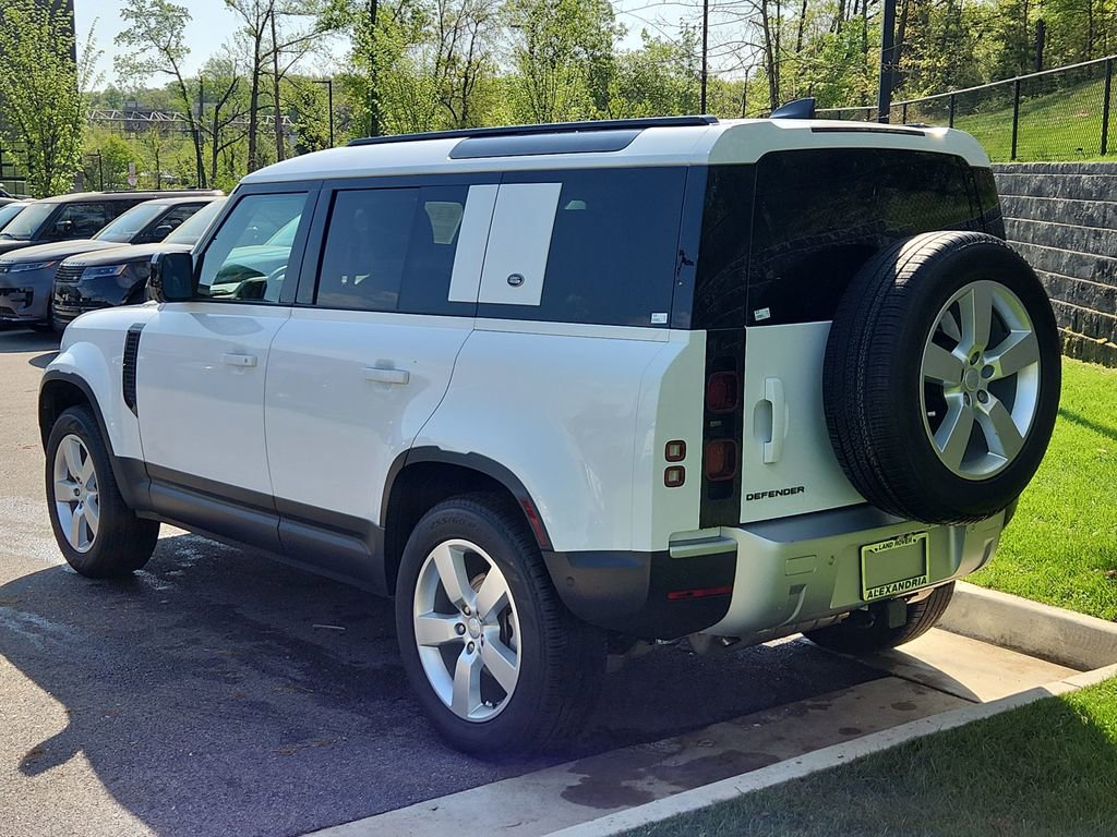 Used 2024 Land Rover Defender 110 S image 12
