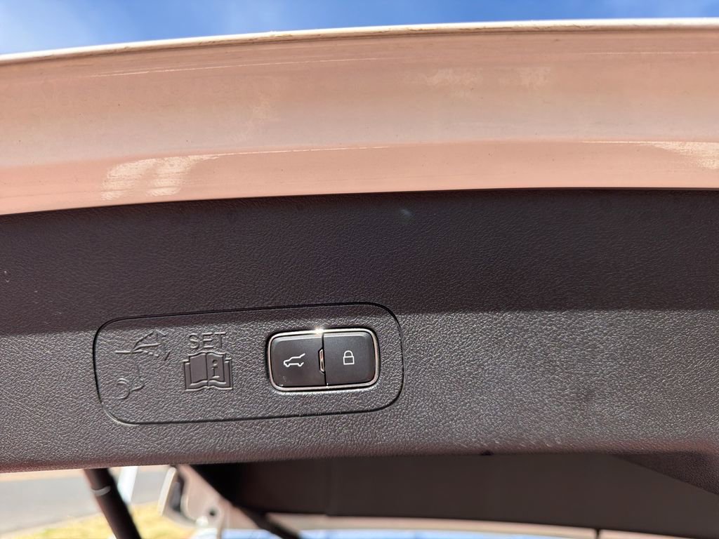 Used 2021 Lincoln Aviator Reserve w/ Equipment Group 201A AWD/4WD image 27