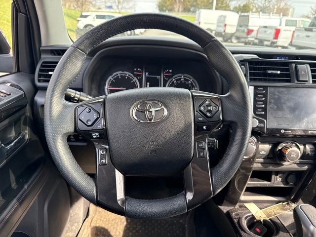 Certified 2022 Toyota 4Runner TRD Off-Road Premium w/ Moonroof Package image 20