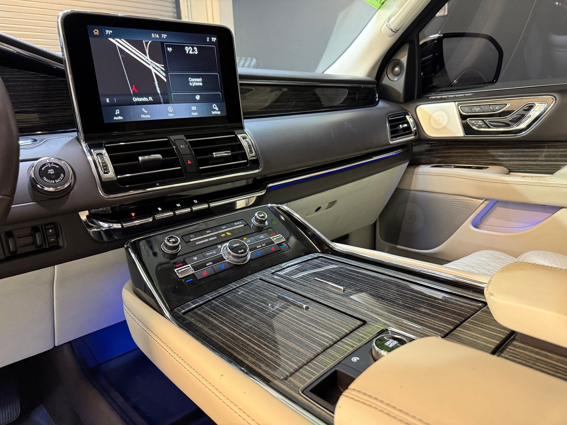 Used 2021 Lincoln Navigator Black Label AWD/4WD image 28