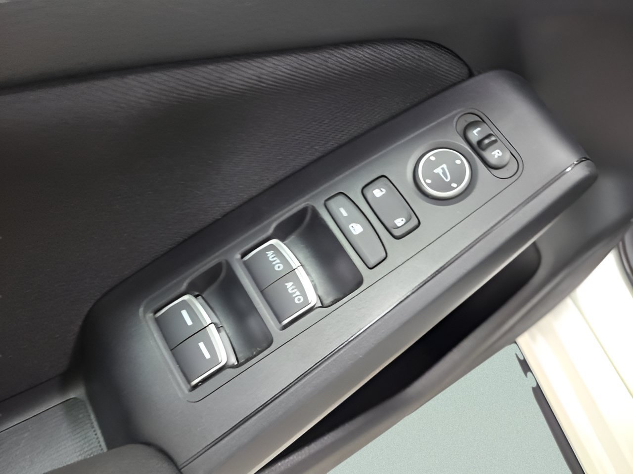 Used 2024 Honda Civic Sport image 19