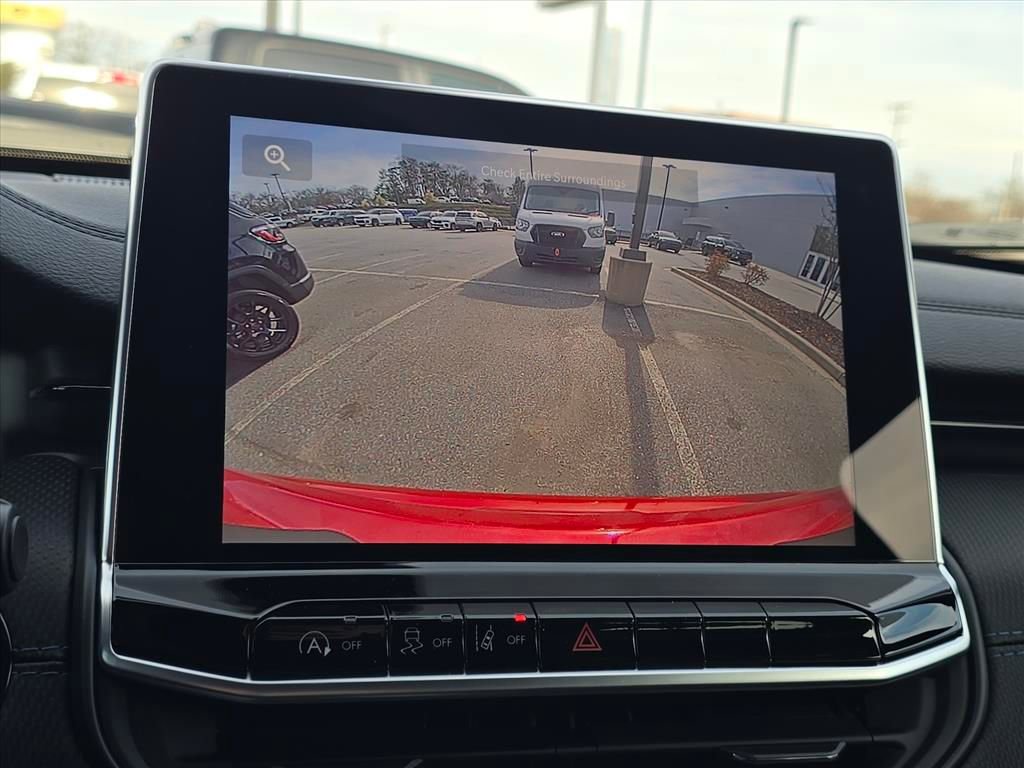 New 2026 Jeep Compass Latitude image 10