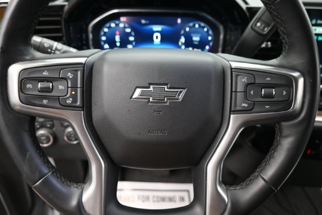 Used 2024 Chevrolet Silverado 1500 RST AWD/4WD image 18