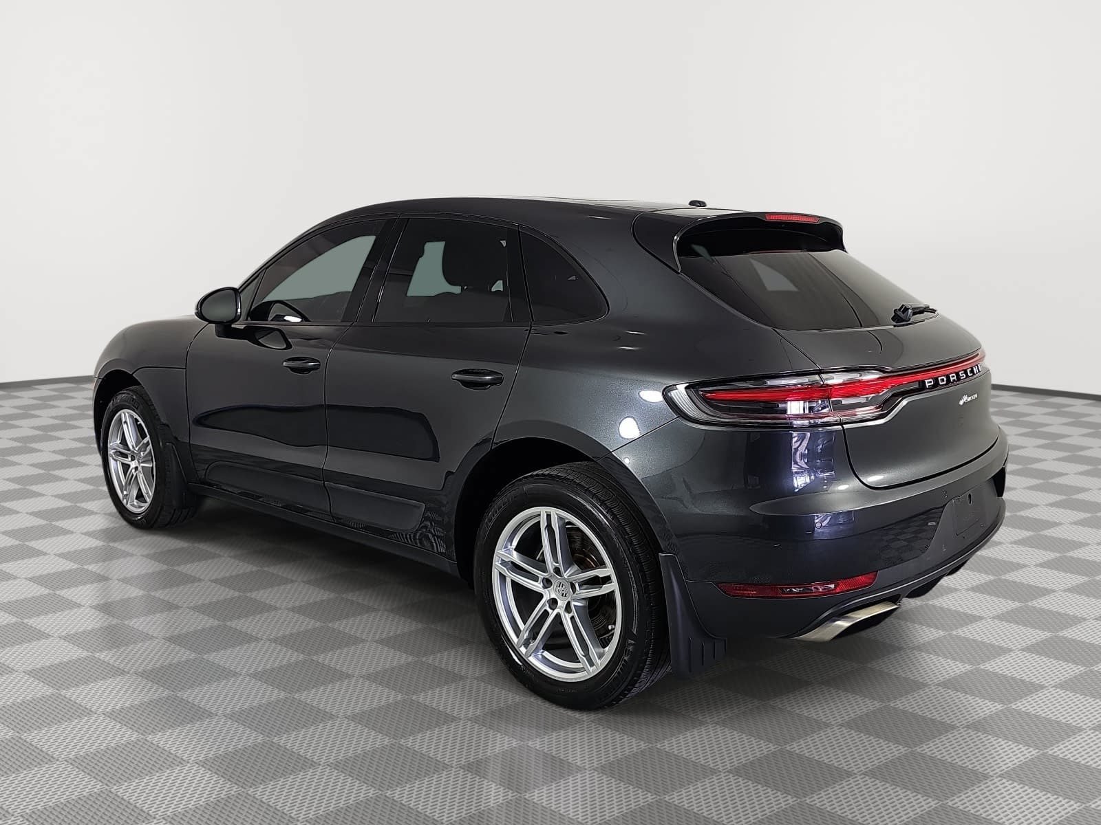 Used 2021 Porsche Macan AWD/4WD image 6