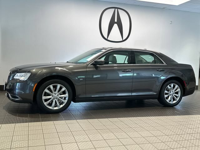 Used 2017 Chrysler 300 Limited AWD/4WD image 2