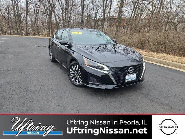 Used 2024 Nissan Altima 2.5 SV