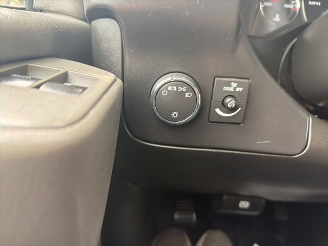 Used 2015 Chevrolet Express 2500 image 17