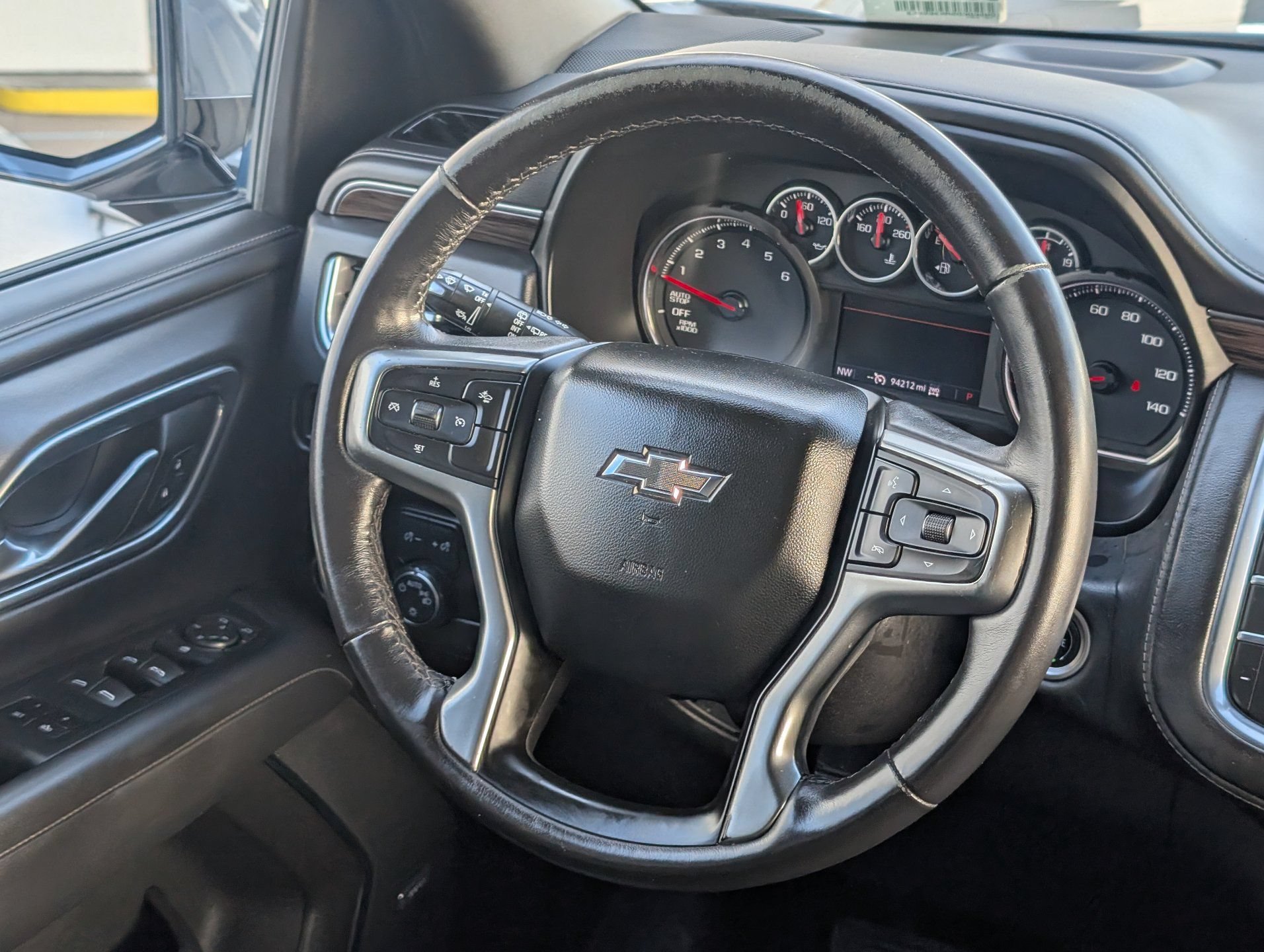 Certified 2021 Chevrolet Suburban Z71 w/ Rear Media and Nav Package AWD/4WD image 15
