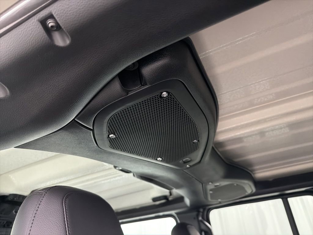 New 2026 Jeep Gladiator Sport image 11