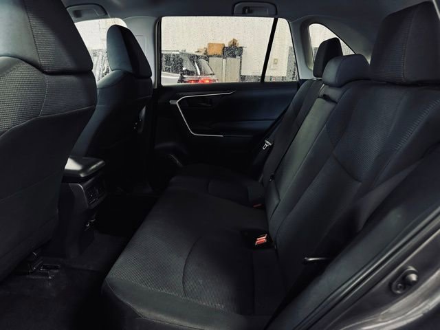 Used 2024 Toyota RAV4 LE image 17