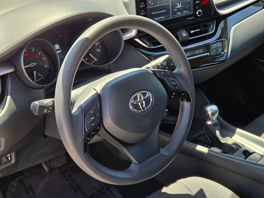 Used 2021 Toyota C-HR LE FWD image 22