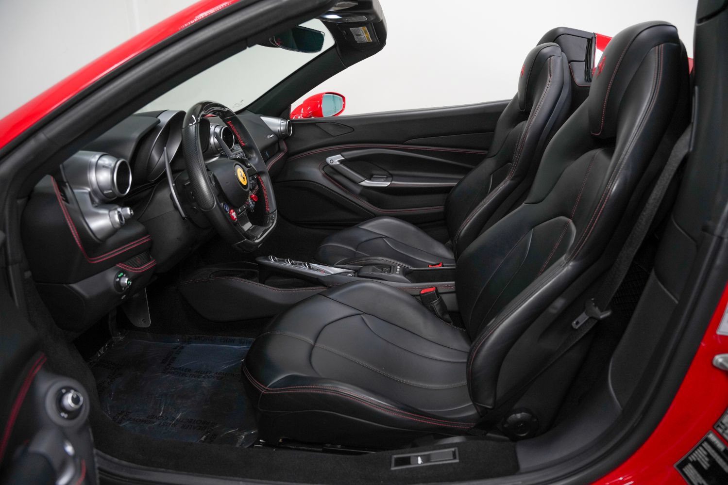 Used 2023 Ferrari F8 Tributo RWD image 38