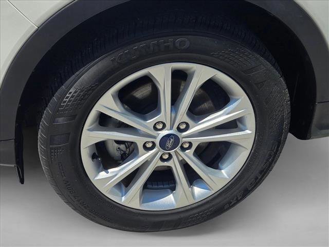 Used 2019 Ford Escape SEL FWD image 22