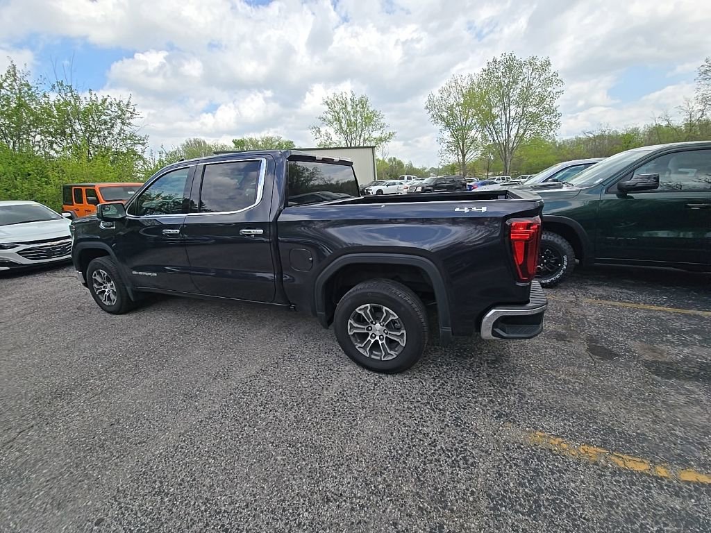 Used 2025 GMC Sierra 1500 SLT image 4