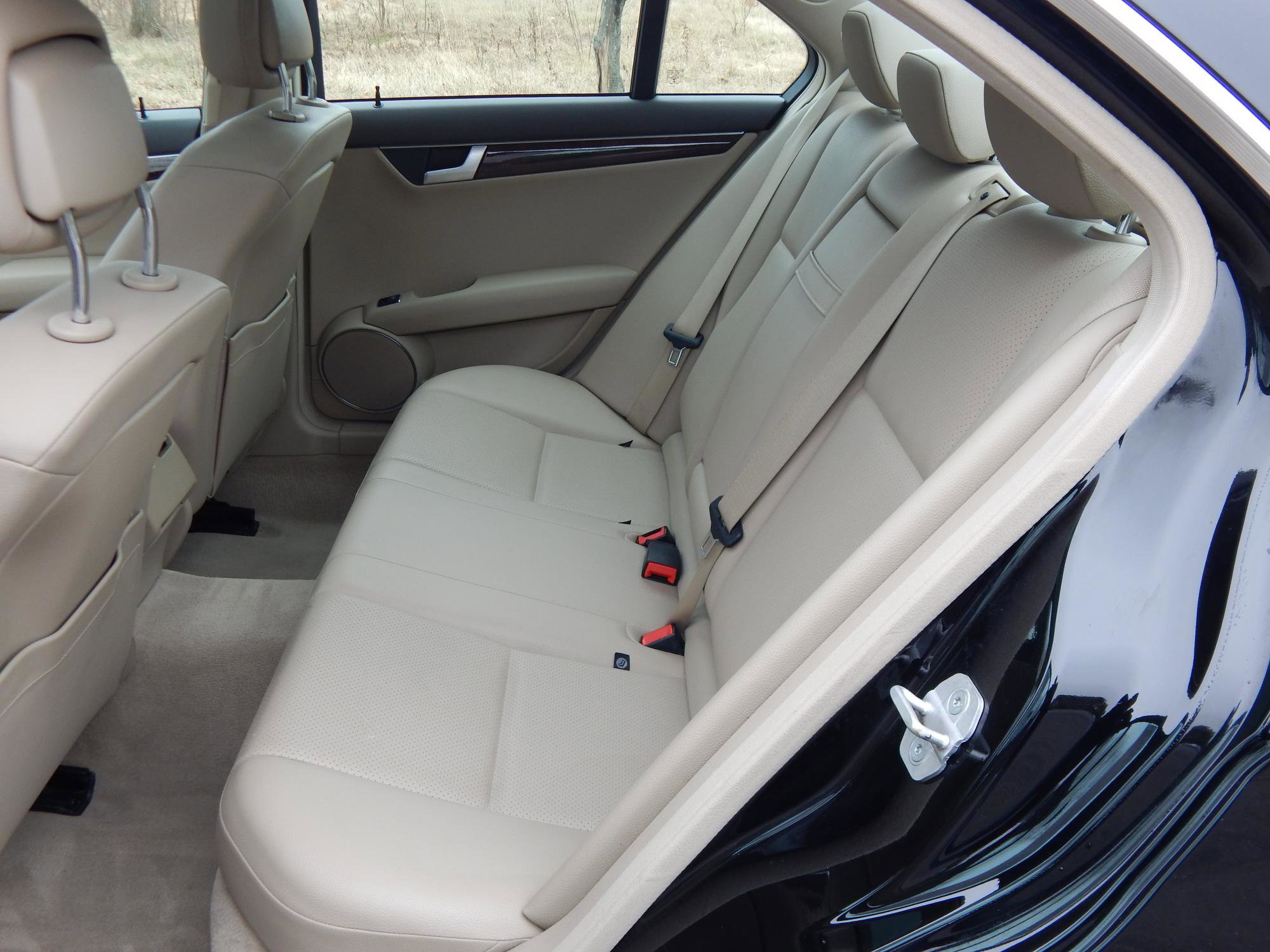 Used 2014 Mercedes-Benz C 300 SEDAN 4-DR image 13