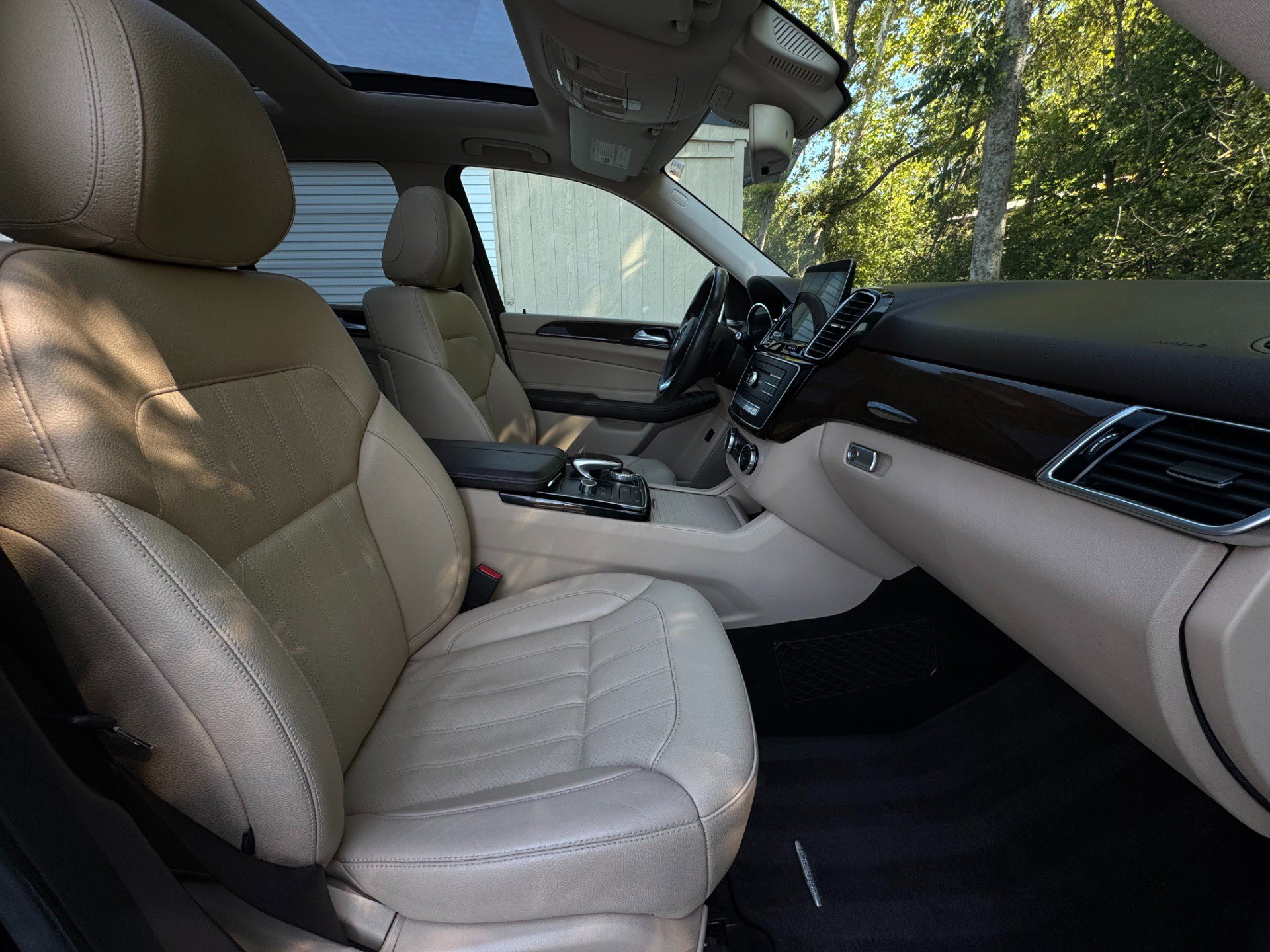 Used 2018 Mercedes-Benz GLE 350 4MATIC image 21