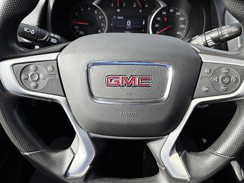 Used 2022 GMC Terrain SLE w/ Driver Convenience Package image 18