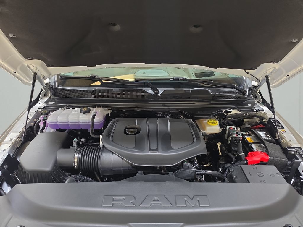 New 2027 RAM 1500 Laramie w/ Advanced Safety Group II AWD/4WD image 10