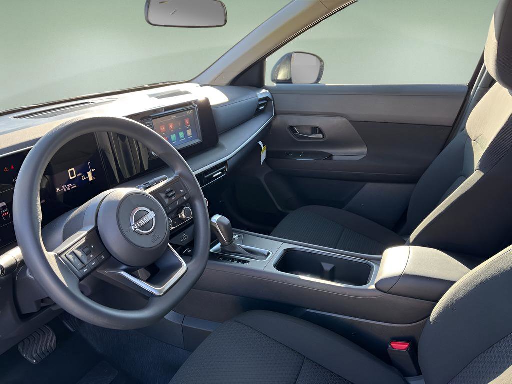 Certified 2025 Nissan Kicks S image 14