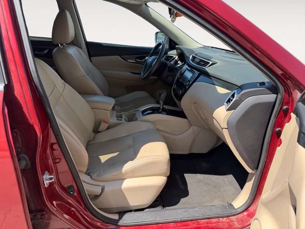 Used 2016 Nissan Rogue SL w/ SL Premium Package AWD/4WD image 15