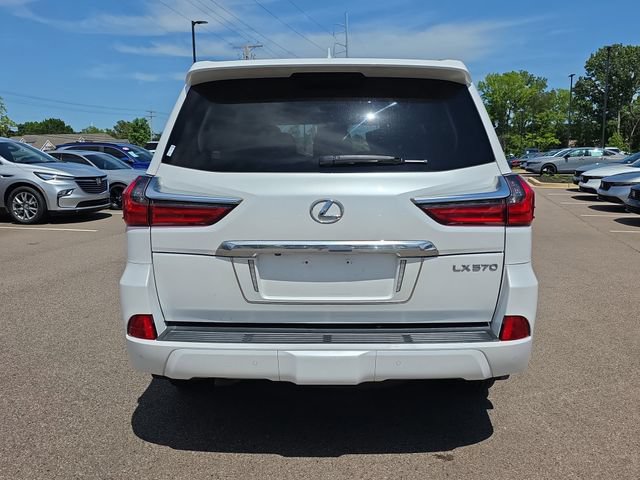 Used 2018 Lexus LX 570 4WD w/ Luxury Package image 4