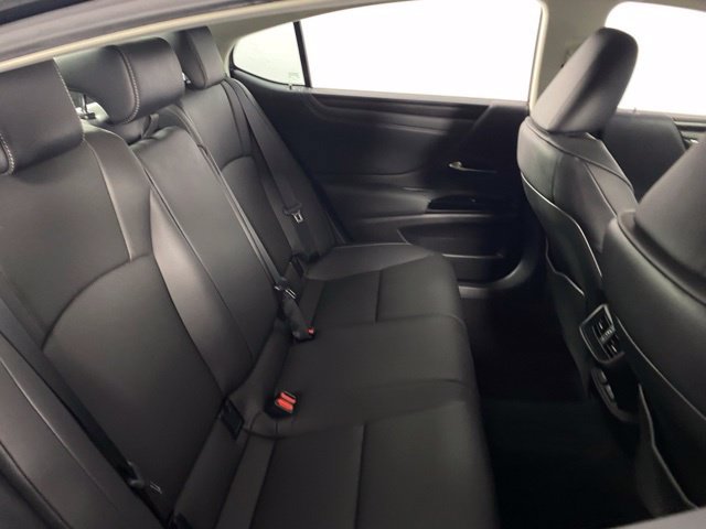 Used 2025 Lexus ES 350 w/ Premium Package FWD image 18