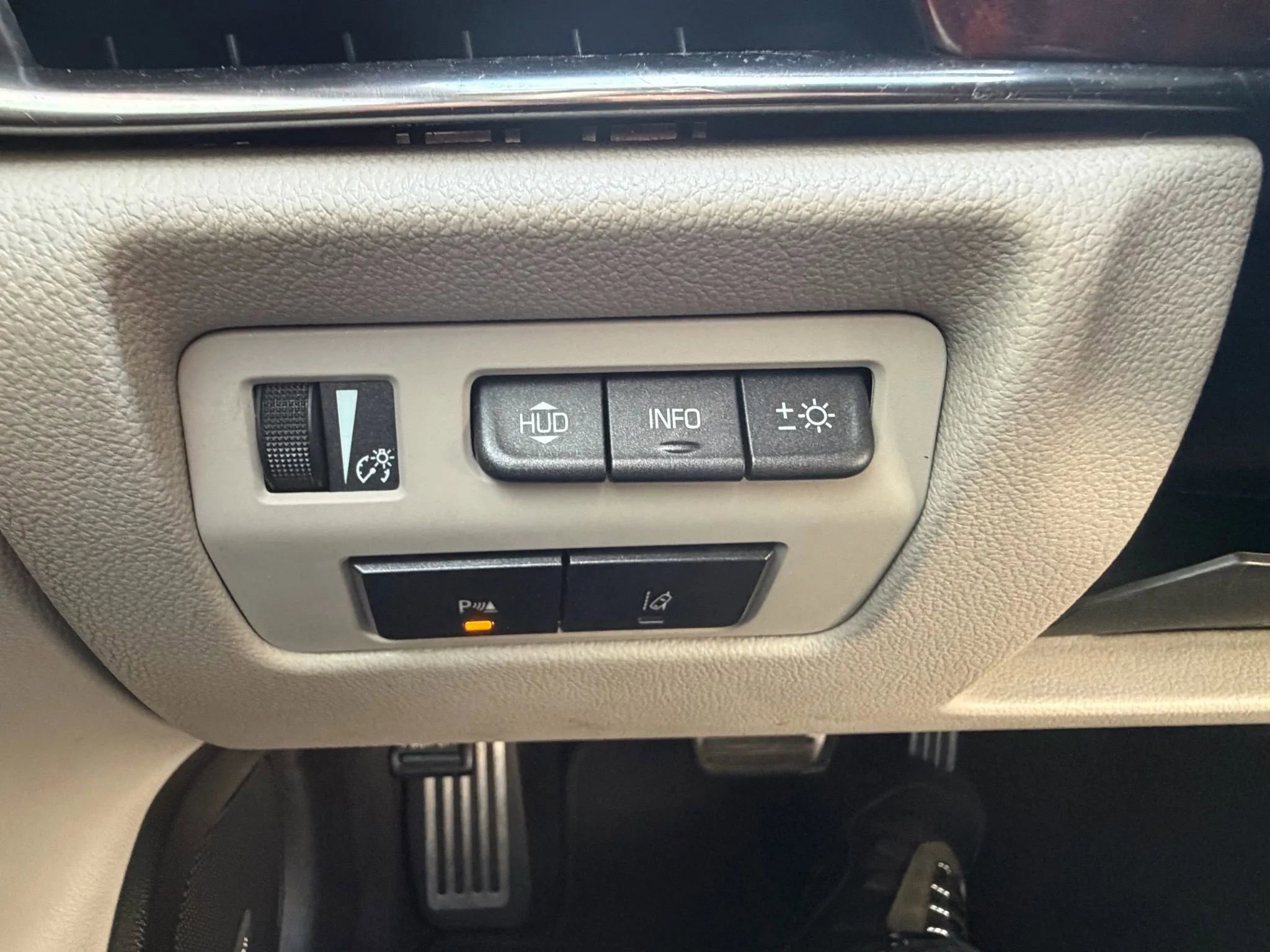 Used 2013 Cadillac ATS Premium w/ Cold Weather Package AWD/4WD image 17