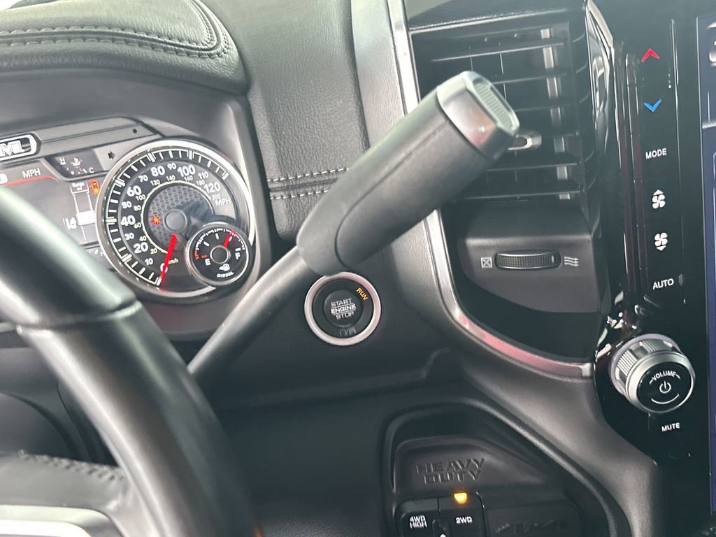 Used 2021 RAM 2500 Laramie AWD/4WD image 23