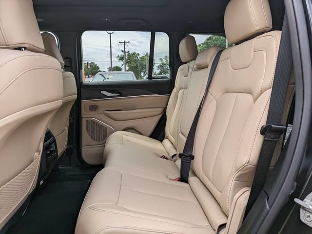 New 2024 Jeep Grand Cherokee Limited 4xe AWD/4WD image 14