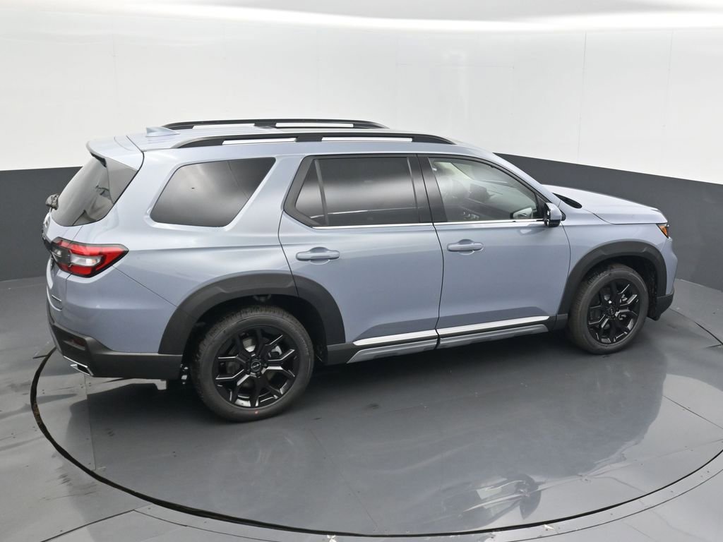 New 2025 Honda Pilot Touring image 24
