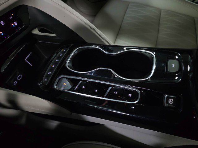 Used 2023 Buick Envision Avenir image 30