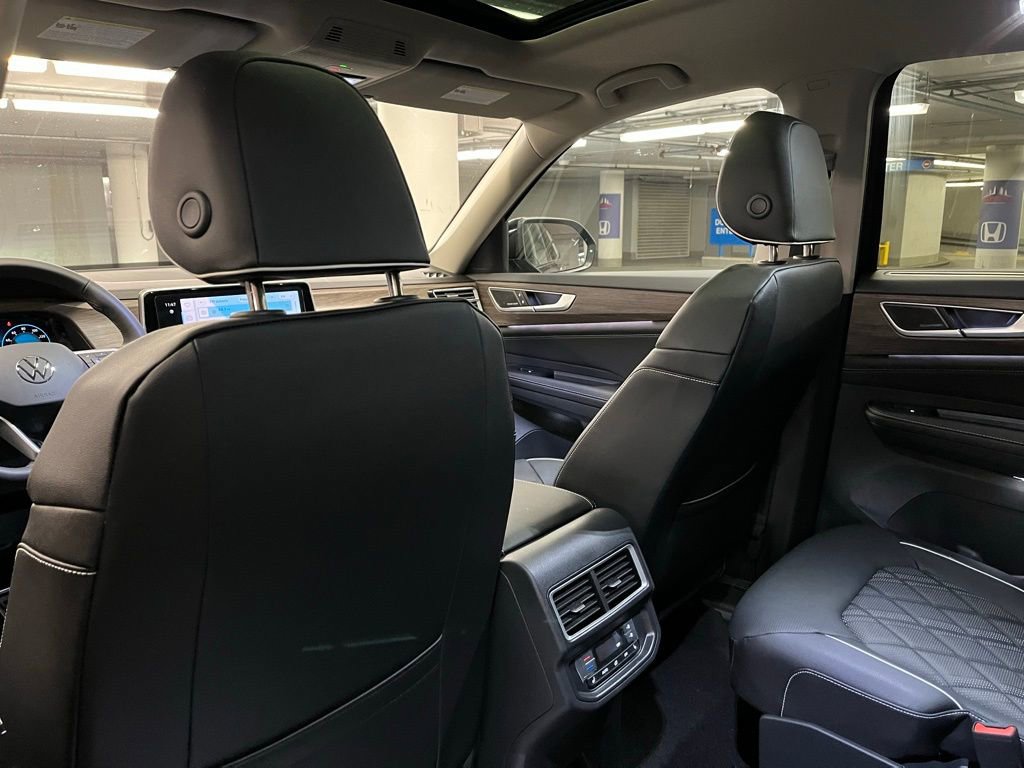 New 2026 Volkswagen Atlas SEL Premium R-Line image 24