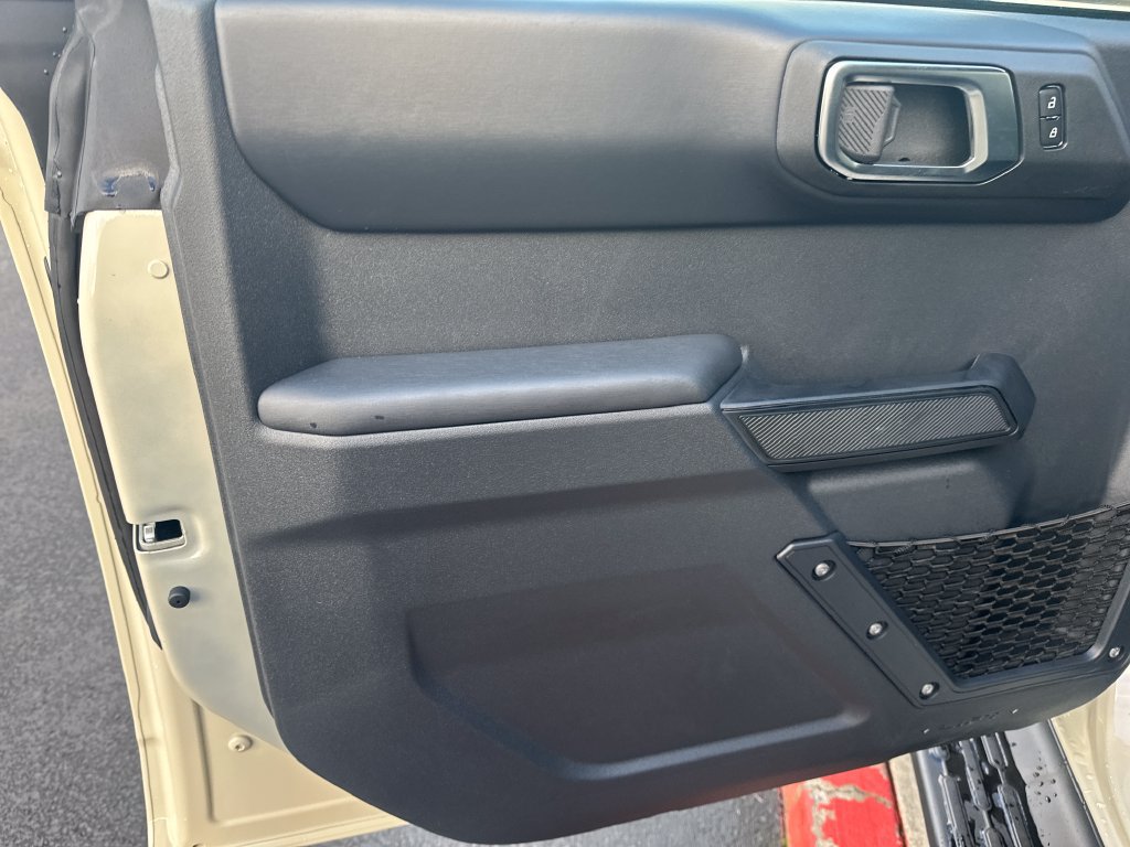 Used 2025 Ford Bronco Outer Banks AWD/4WD image 10