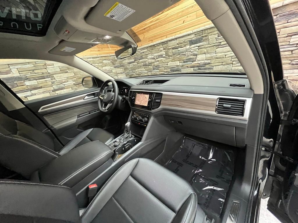 Used 2022 Volkswagen Atlas SEL image 43