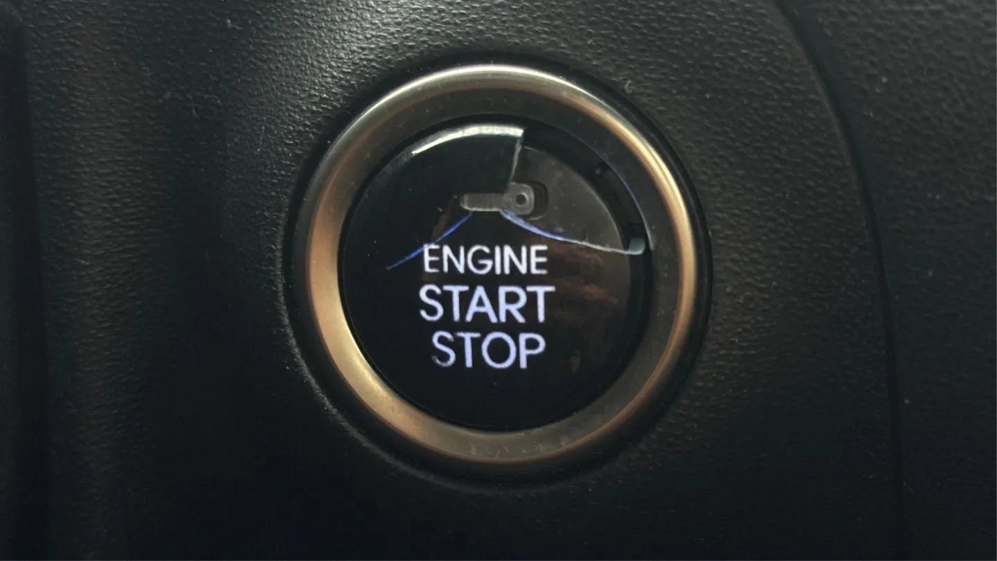 Used 2014 Hyundai Genesis 3.8 RWD image 29