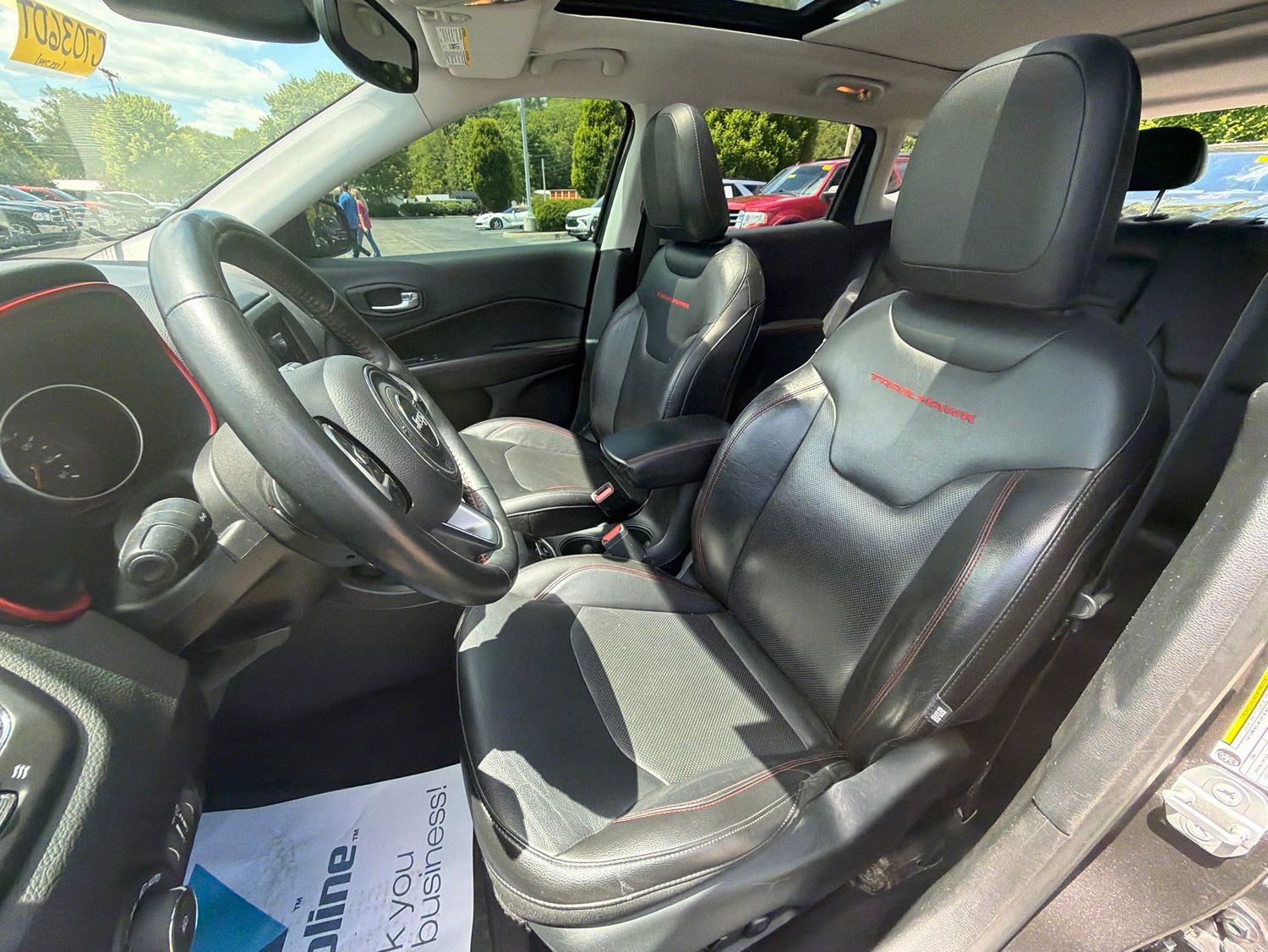 Used 2018 Jeep Compass Trailhawk w/ Leather Interior Group AWD/4WD image 22