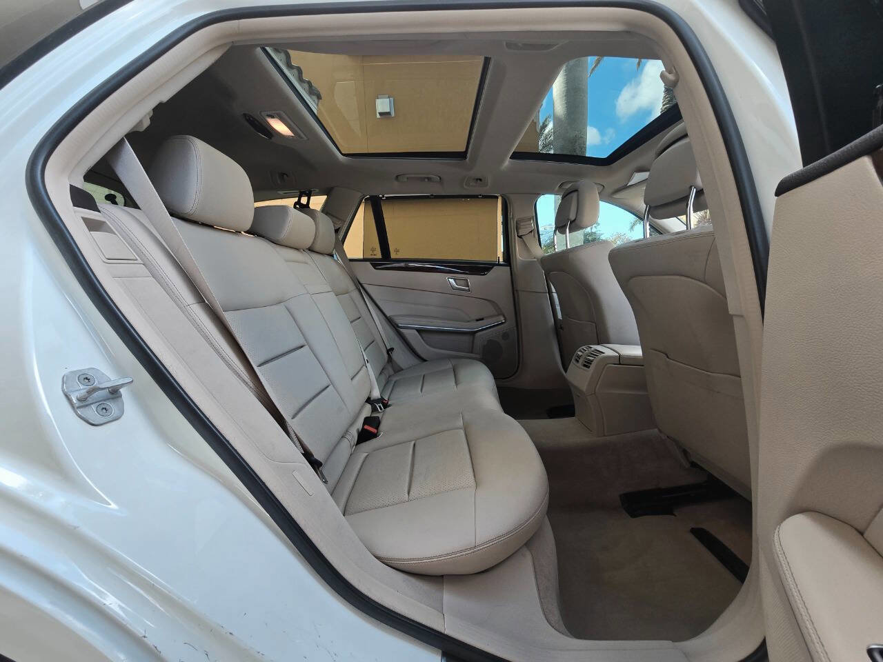 Used 2014 Mercedes-Benz E 350 4MATIC Wagon w/ Premium 1 Package image 22