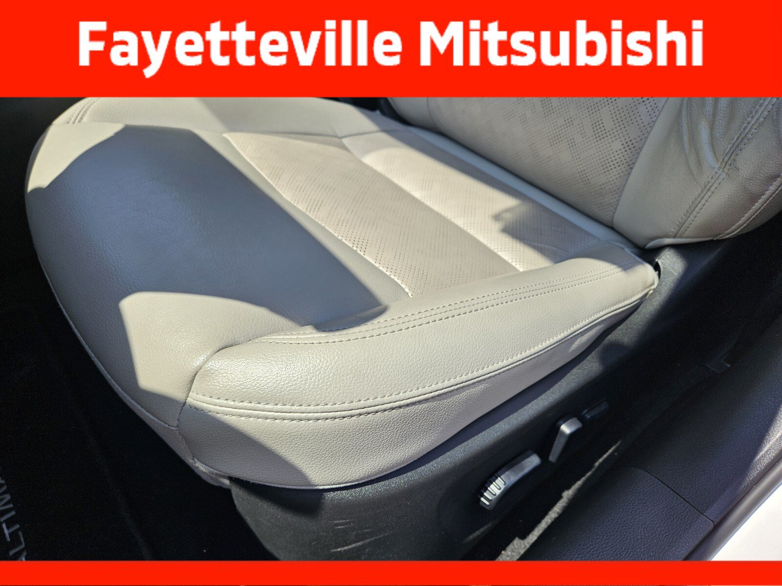 Used 2023 Nissan Altima 2.5 SL AWD/4WD image 8