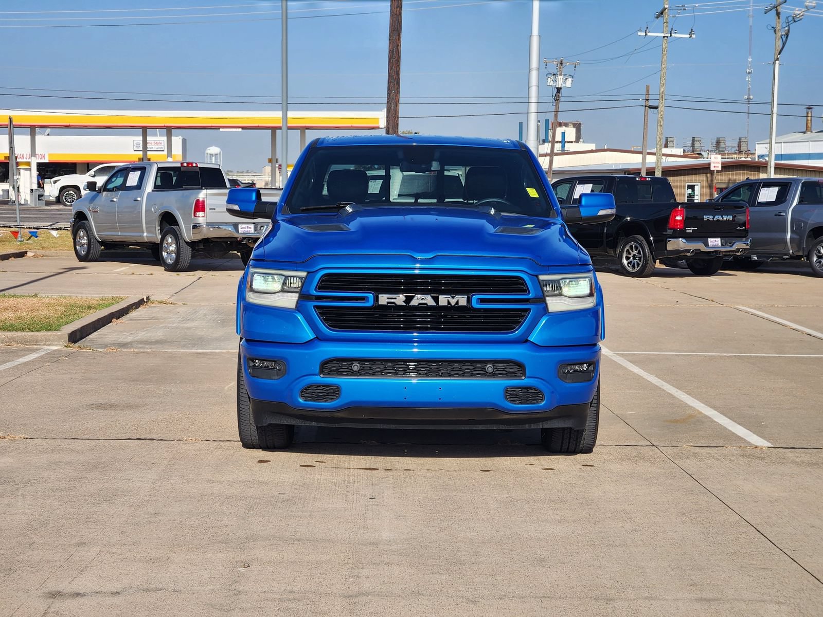Used 2020 RAM 1500 Laramie w/ Sport Appearance Package AWD/4WD image 6