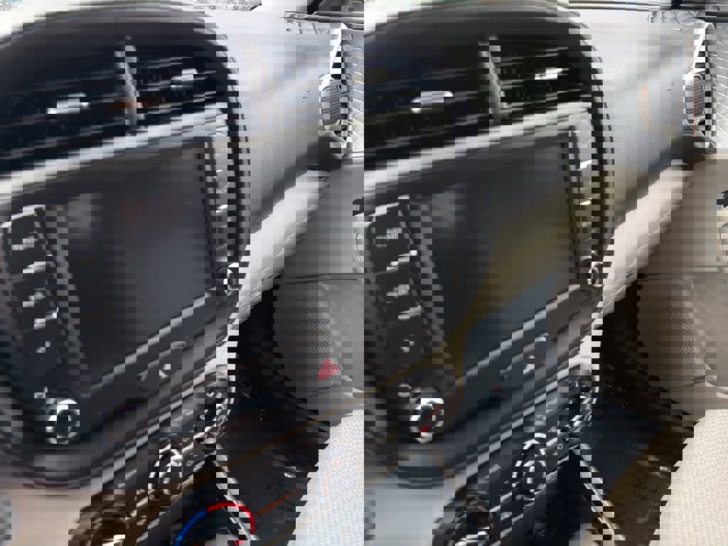 Used 2023 Kia Soul LX image 12