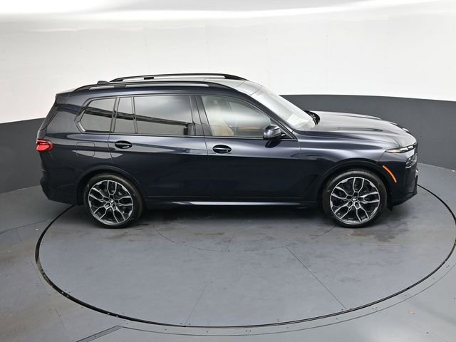 New 2026 BMW X7 xDrive40i w/ Executive Package image 17