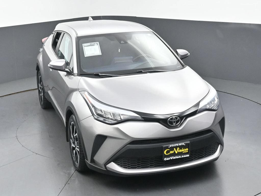 Used 2020 Toyota C-HR XLE FWD image 41
