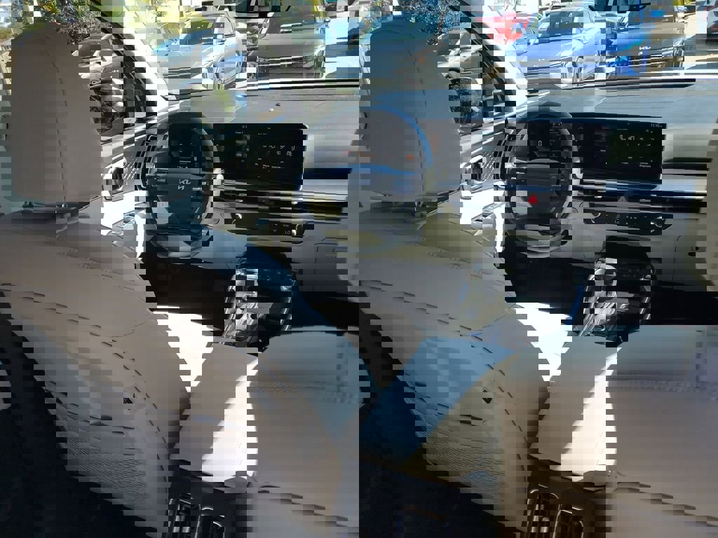 New 2026 Kia Sorento S image 13