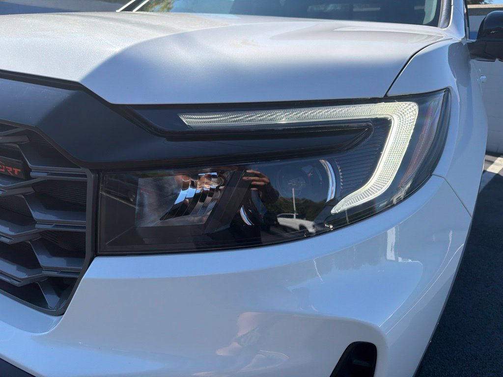 Certified 2025 Honda Ridgeline TrailSport image 9